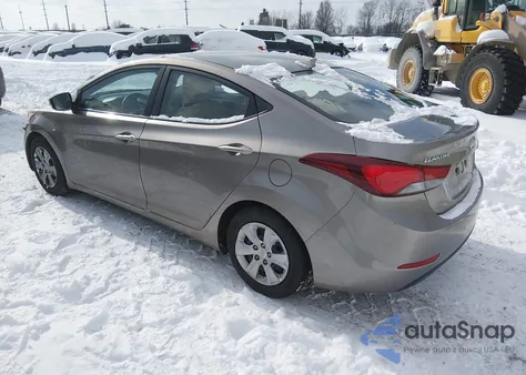 2016 Hyundai Elantra Se z USA, uszkodzony, nr VIN 5NPDH4AE4GH693423